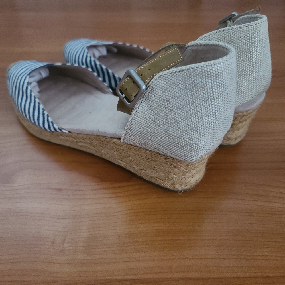 White Mountain Kate Espadrille Striped Wedge Women's Sz 9M - Picture 2 of 8